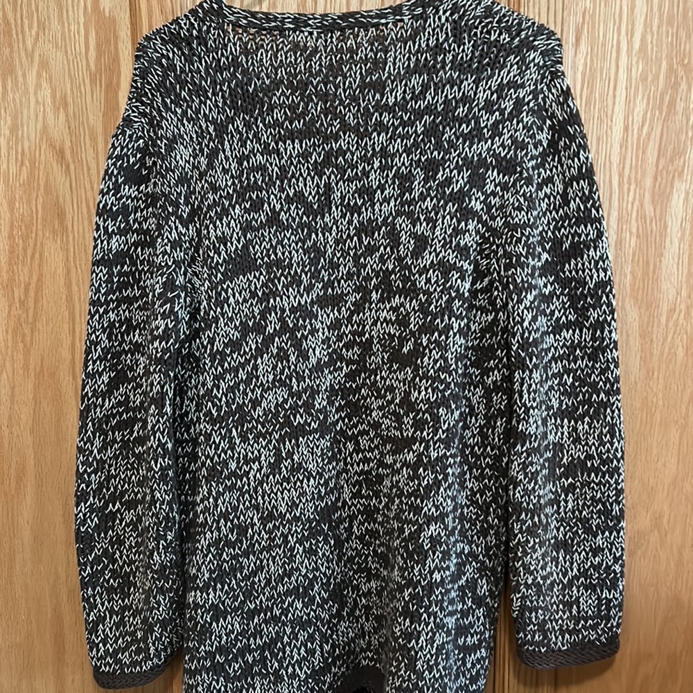 Lorena Antoniazzi vintage cardigan sweater.

[79] - Picture 5 of 6